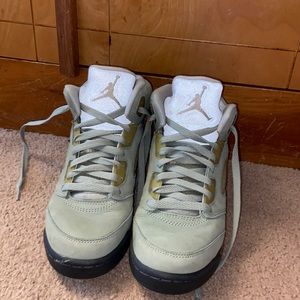 Retro green jade horizon jordan 5